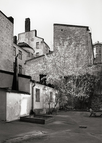 Kauppiaankatu 13 / Vyökatu 6 • Tuki